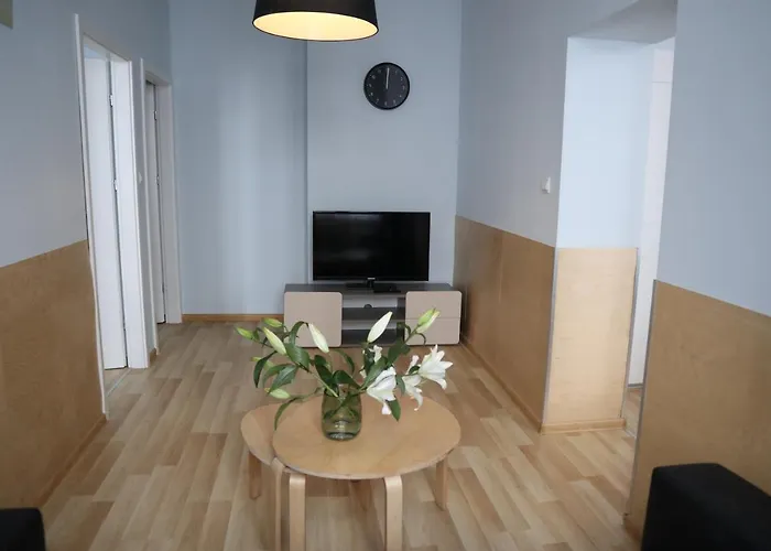 One More Night Apartment, Old Town *